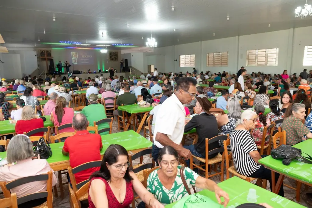 Governo Municipal realiza a 23ª Festa da Terceira Idade em Catanduvas Governo Municipal realiza a 23ª Festa da Terceira Idade em Catanduvas