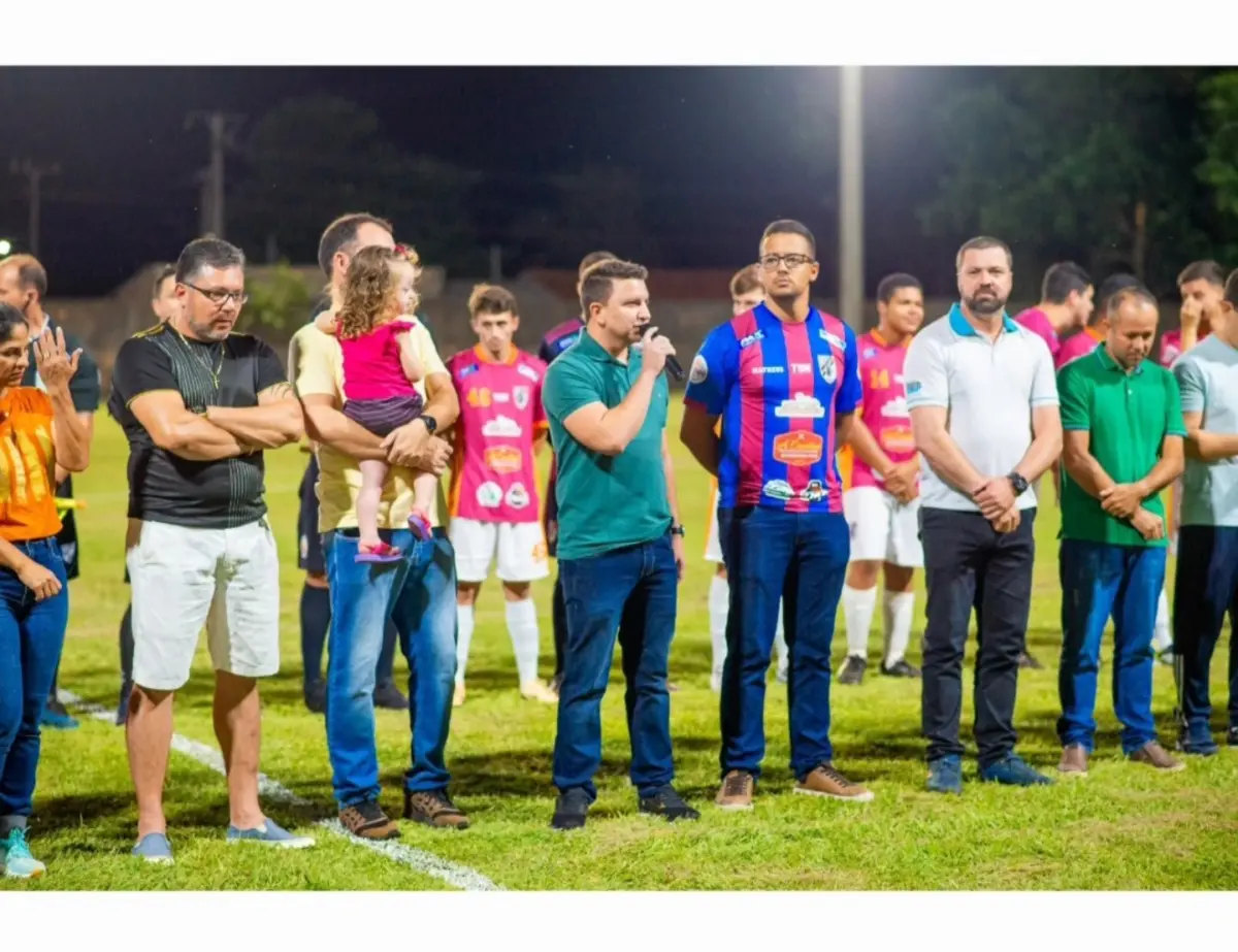 Abertura da 5ª Taça Catanduvas de Futebol movimenta o Estádio Municipal Odir Pandini. Abertura da 5ª Taça Catanduvas de Futebol movimenta o Estádio Municipal Odir Pandini.