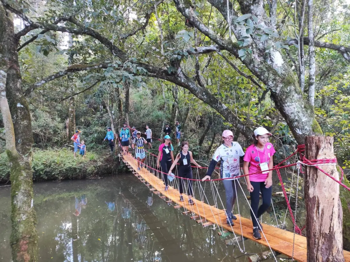 CATANDUVAS REALIZA A 13ª CAMINHADA NA NATUREZA – CIRCUITO RIO ADELAIDE
