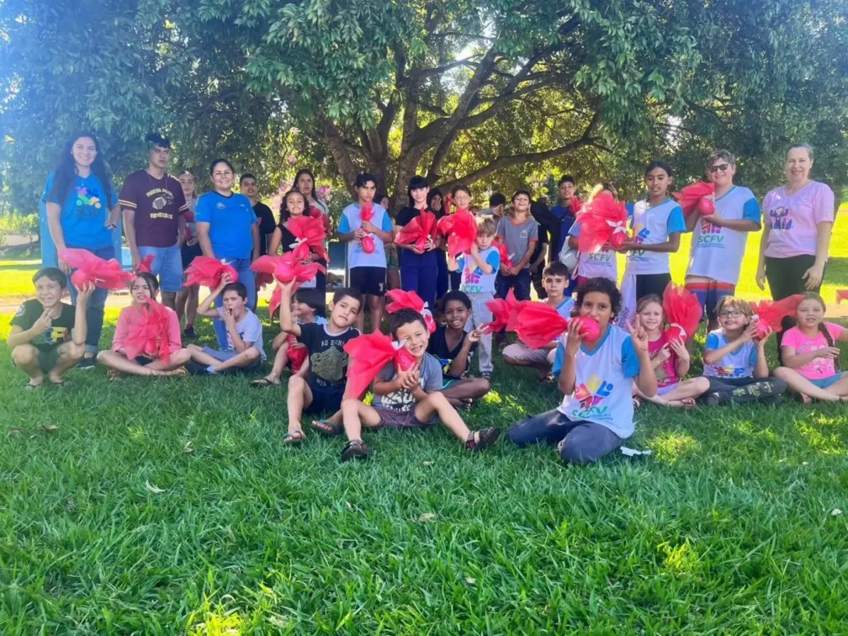 Entrega de ovos de Páscoa no CRAS: Um momento de alegria e solidariedade em Catanduvas
