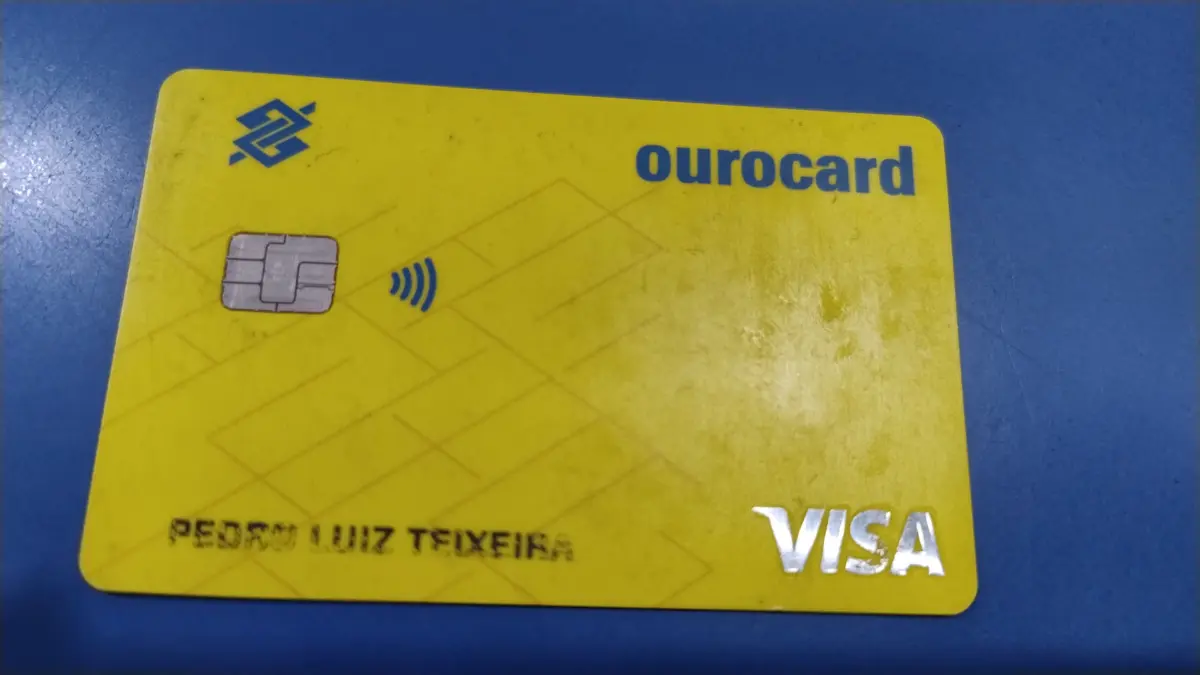 CATANDUVAS: Cartão em nome de Pedro Luiz Teixeira foi encontrado no estacionamento do Mercado Taxa