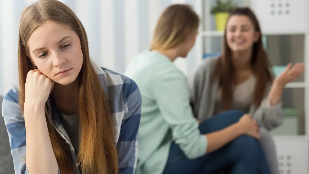 Estudo de Harvard revela que relações tóxicas entre amigos e familiares prejudicam o sistema imunológico Estudo de Harvard revela que relações tóxicas entre amigos e familiares prejudicam o sistema imunológico