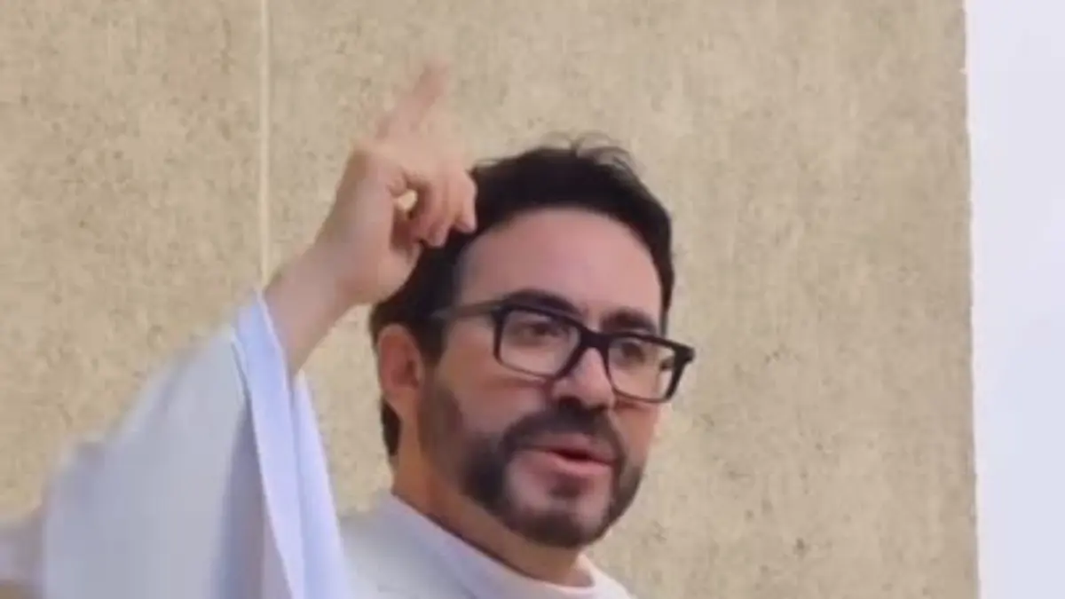 Padre Fábio de Melo deixa conselho para a Quaresma sobre o reconhecimento dos erros Padre Fábio de Melo deixa conselho para a Quaresma sobre o reconhecimento dos erros