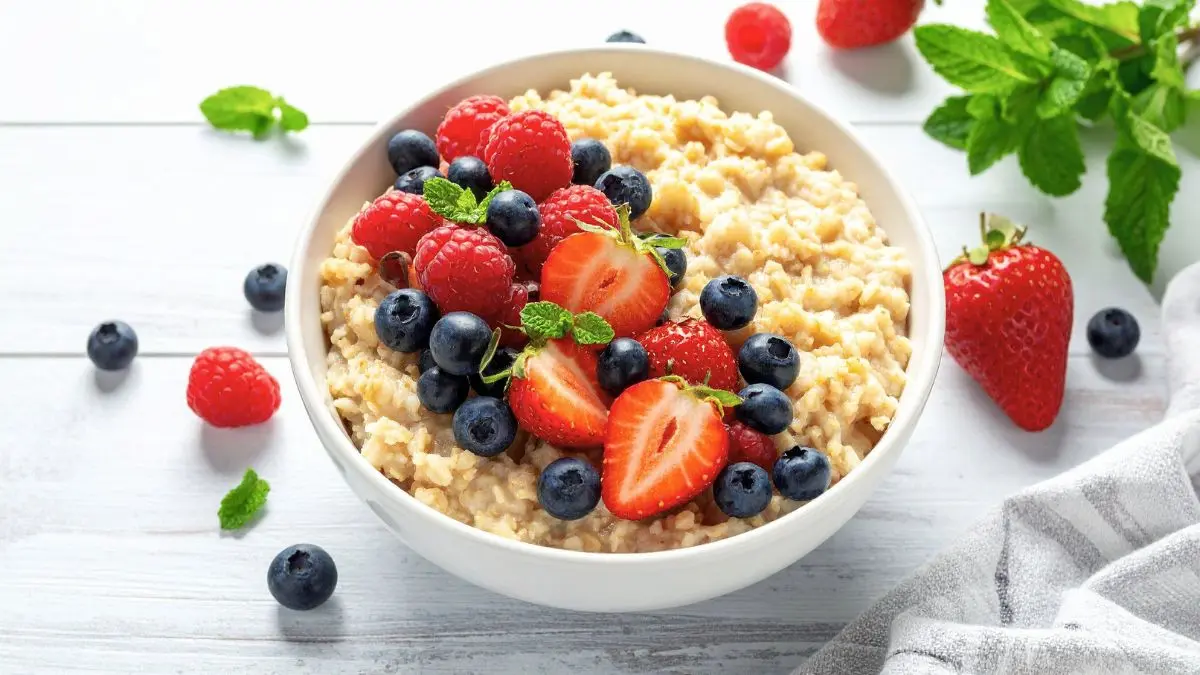 Aveia reduz colesterol e protege o coração de forma natural Aveia reduz colesterol e protege o coração de forma natural