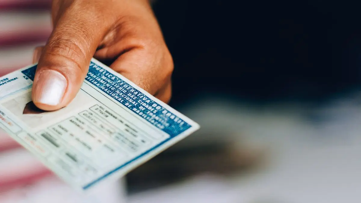 Golpistas clonam sites do governo do Paraná para cobrar CNH Social Golpistas clonam sites do governo do Paraná para cobrar CNH Social
