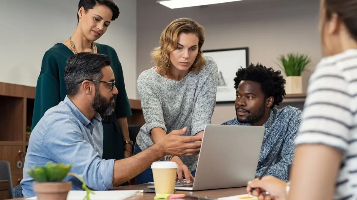 Profissões sem faculdade pagam salários de até 20 mil reais