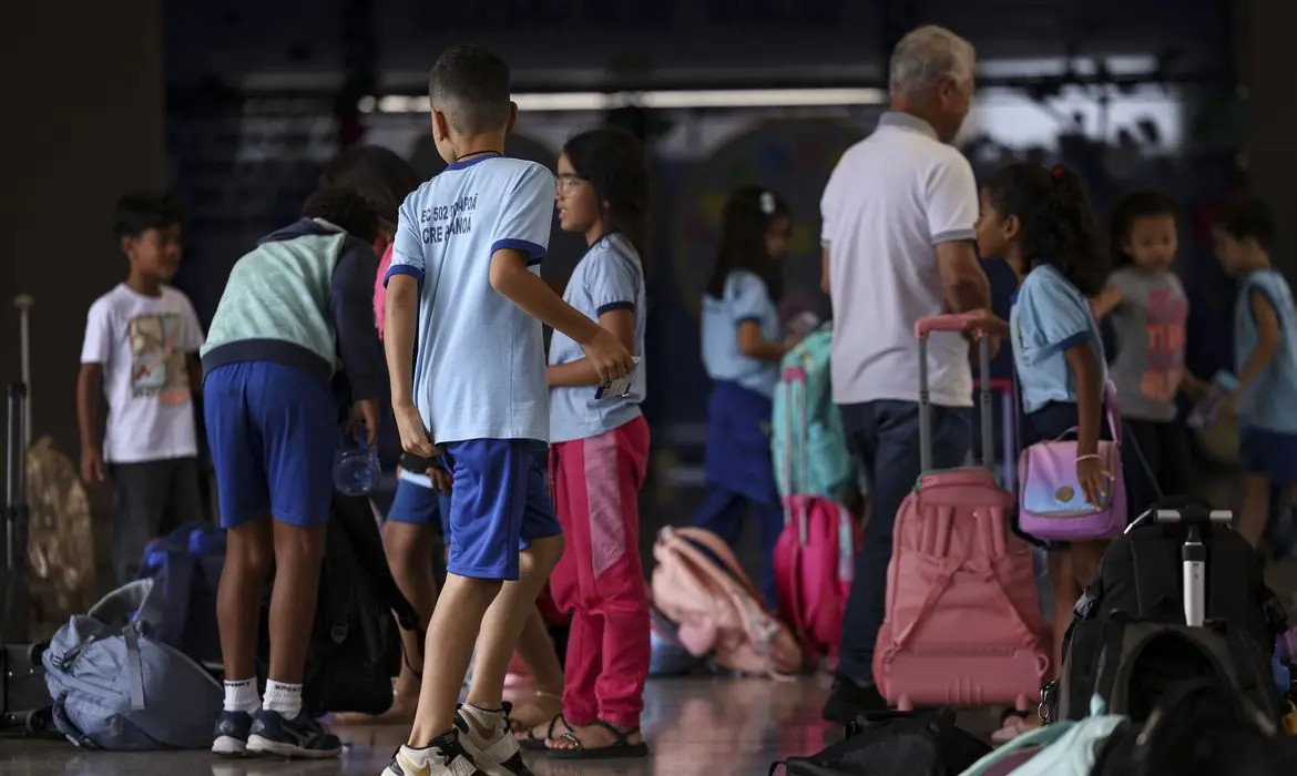 Unesco Revela: 273 Milhões de Crianças Fora da Escola Globalmente, Crises e Orçamentos Baixos São Vilões Unesco Revela: 273 Milhões de Crianças Fora da Escola Globalmente, Crises e Orçamentos Baixos São Vilões