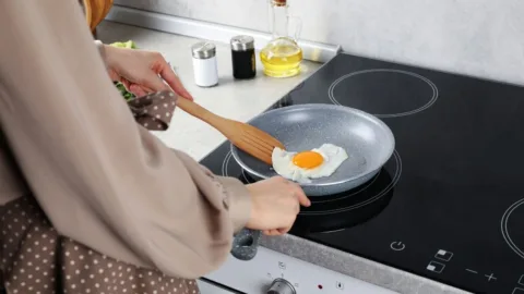 Eu sou uma testadora de produtos e descobri que esses 5 utensílios são indispensáveis para a cozinha no dia a dia