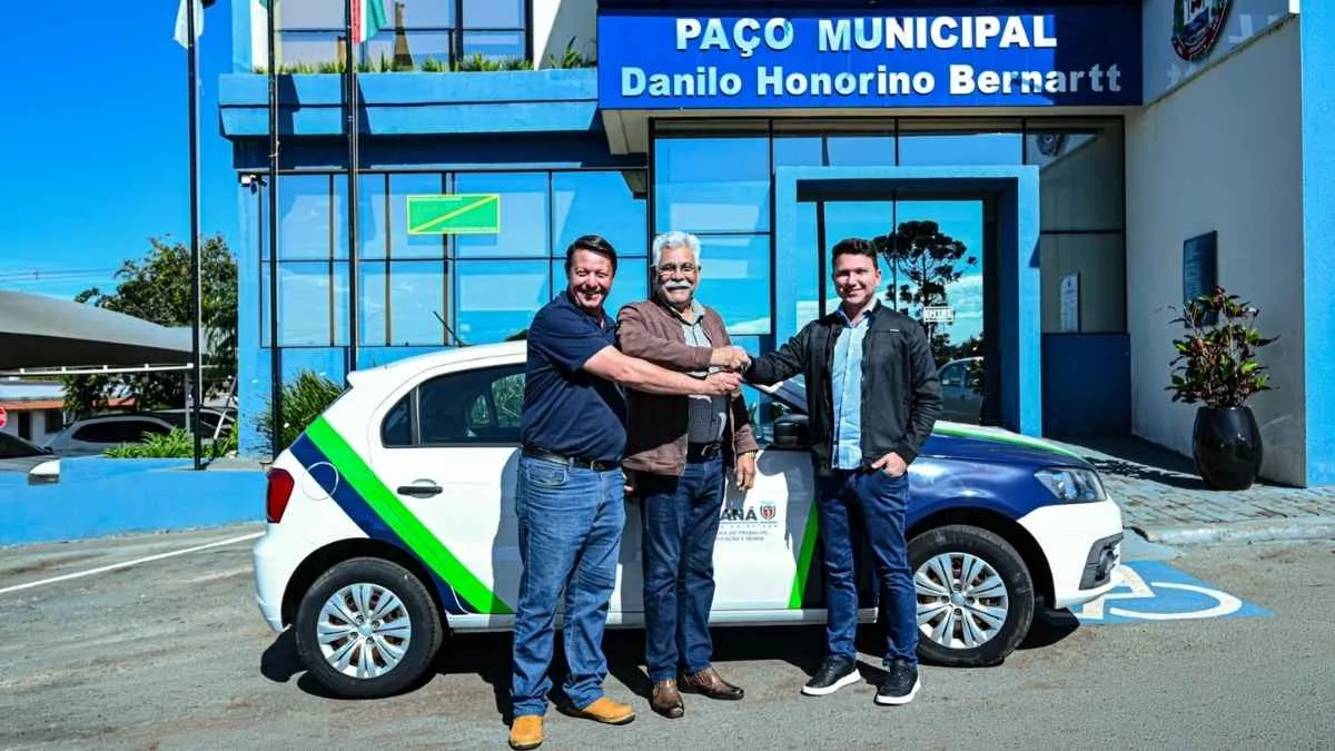 Veículo entregue para a Agência do Trabalhador